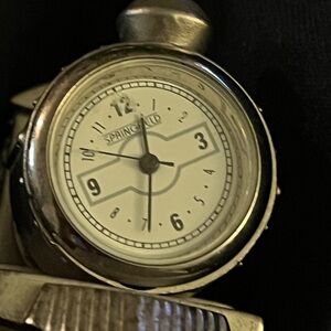 Metal 2 1/2" locomotive train clock